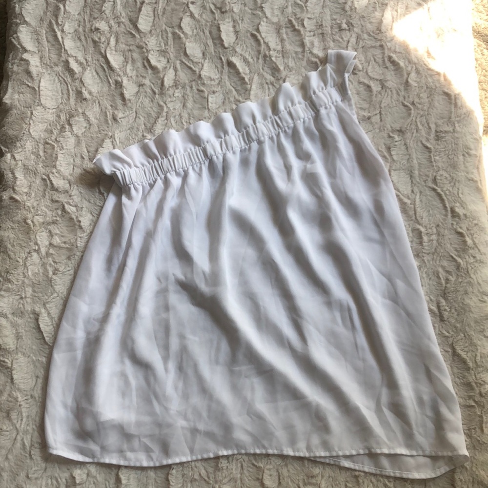 Belle Sky White One-Shoulder Top - Picture 6 of 6